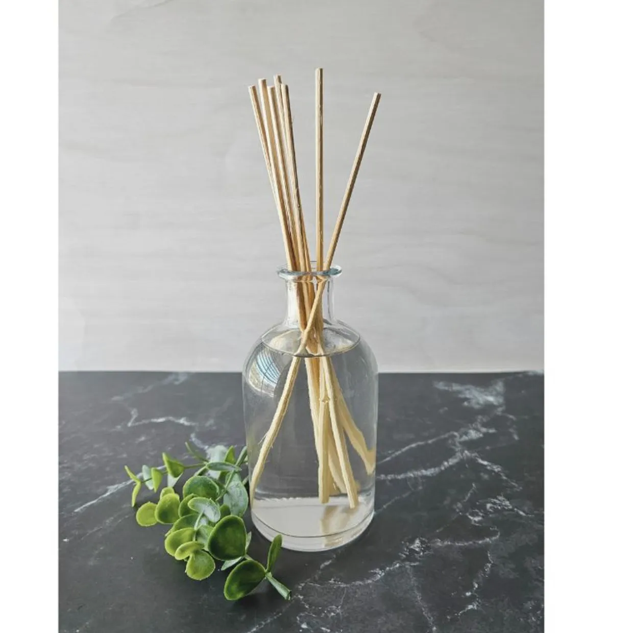 Jar Store Boston Round Reed Diffuser Bottle 250 Ml | 30 Pack> Reed Diffuser Bottles